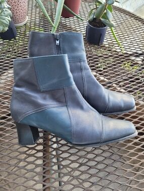Clarks Two-Tone Blue/Teal Leather Ankle Boots